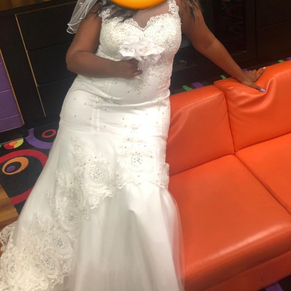 Wedding dress - Picture 5 of 7